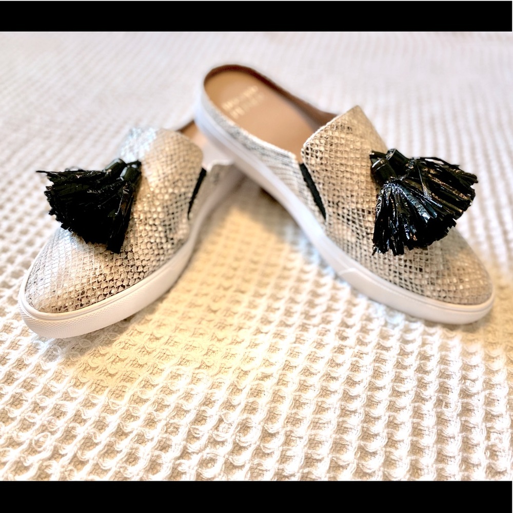 NEW Donald Pliner Casual Mules